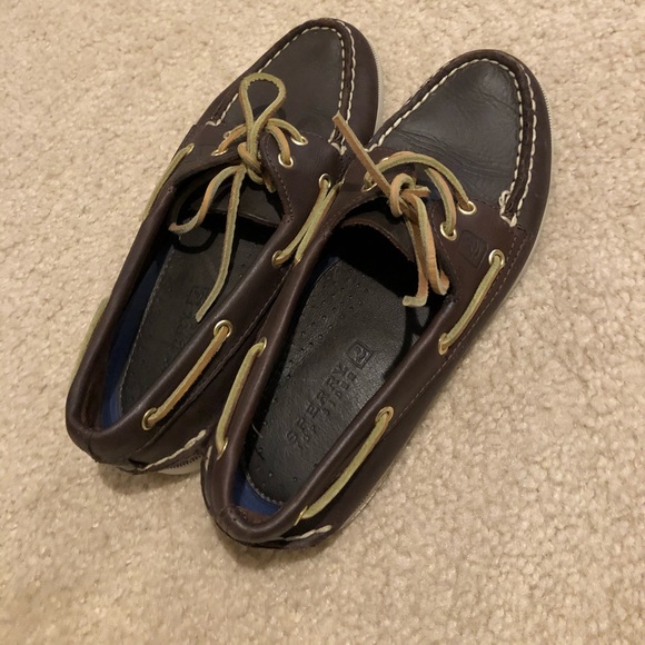 Sperry’s - Picture 3 of 4